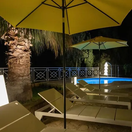 Villa Al Mare Con Piscina Tra Palermo E Cefalu Дом отдыха Альтавилла-Милича